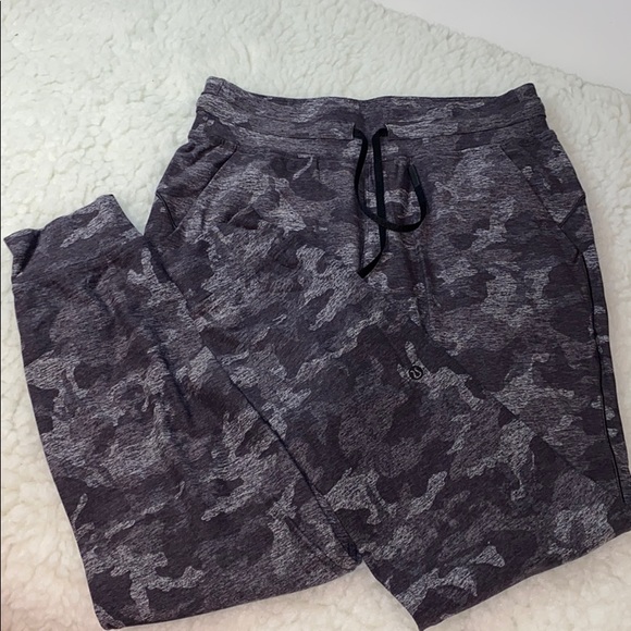 lululemon athletica Pants - LULULEMON Dark Grey Camo Joggers